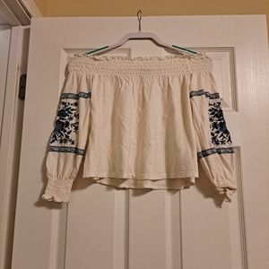 Long sleeve crop top